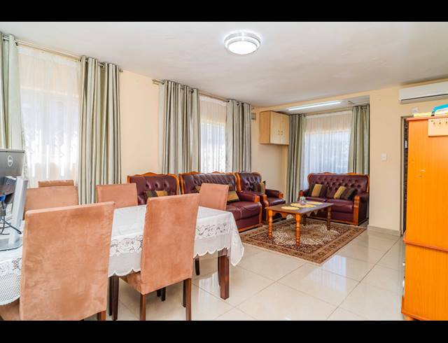 3 BEDROOM DUPLEX FOR SALE IN RESERVOIR HILLS